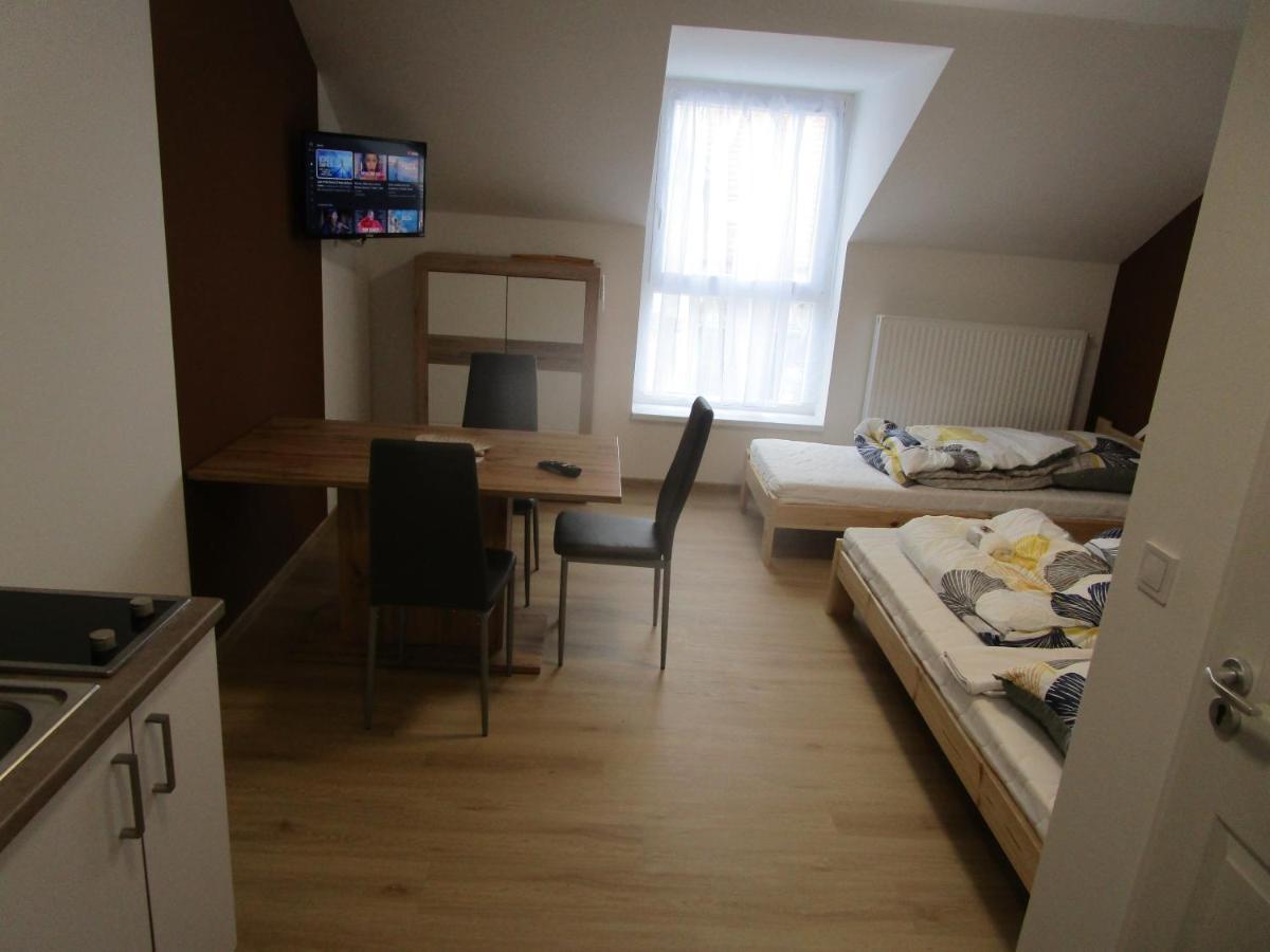 Veroland Maganszallashely Hódmezővásárhely Buitenkant foto